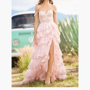 Pink Sherri hill dress. Wore it for few hours. Great condition. Size 00